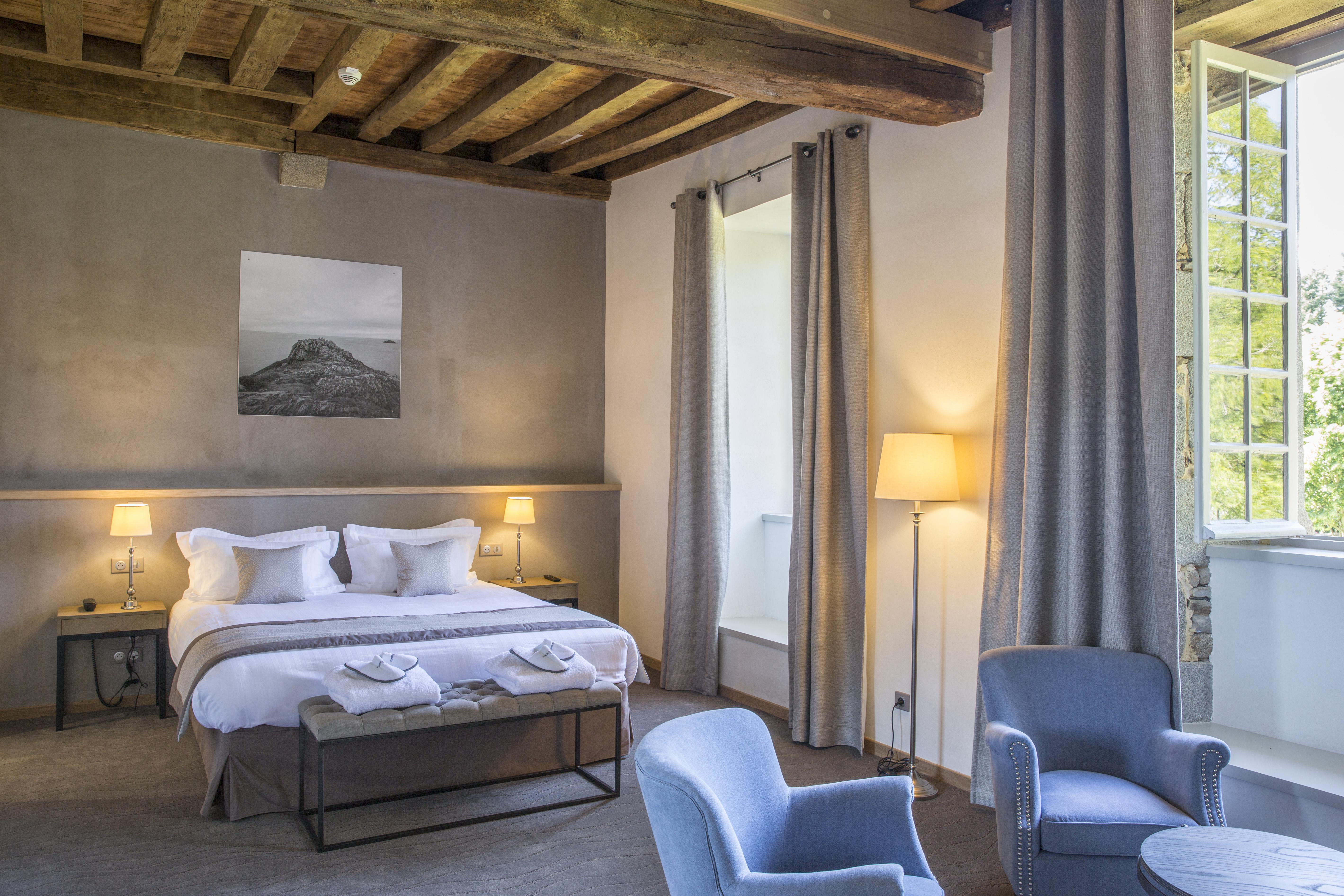 Hotel De L'Abbaye Le Tronchet  Bagian luar foto