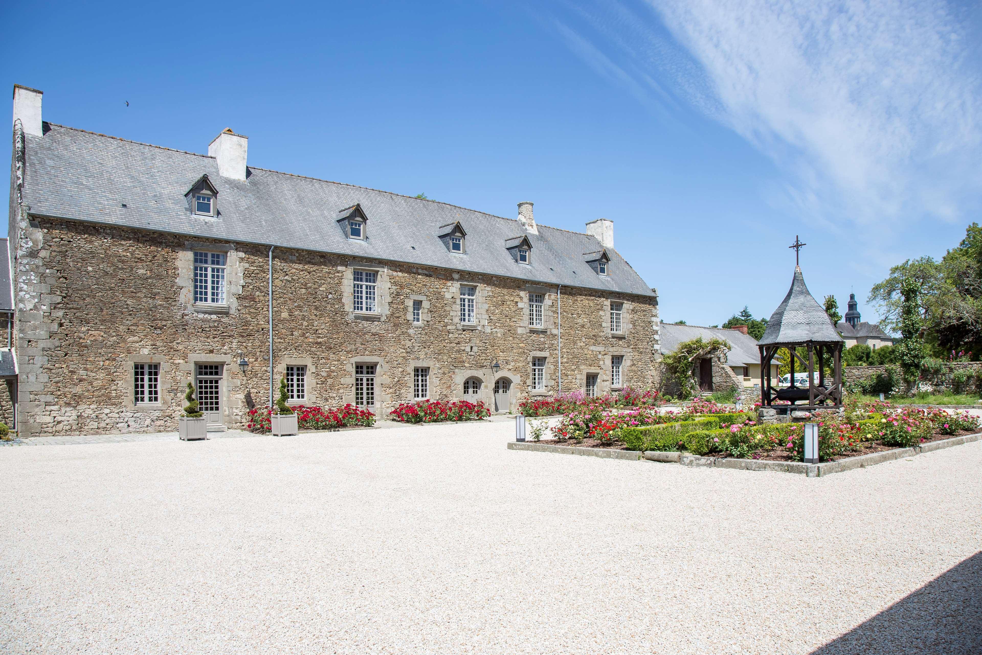Hotel De L'Abbaye Le Tronchet  Bagian luar foto